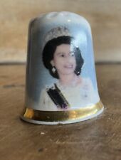 Vintage Queen Elizabeth ll Thimble, Finsbury Fine Bone China Made In England.