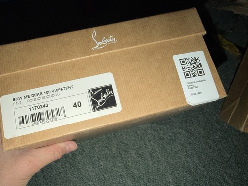 Louboutin size shoes uk6 - 40,