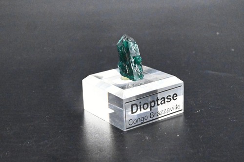 Rare large dioptase - dioptase, crystal