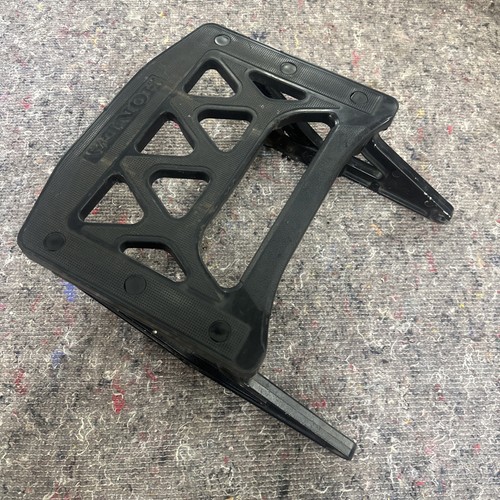 Luggage rack carrier plate - , for