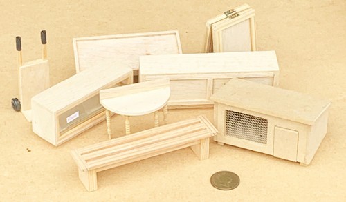 Dolls house variety - dolls, of
