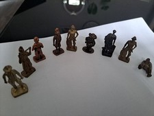 miniature toy soldiers