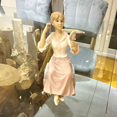 The figurine pictured - , belongs