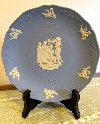Wedgwood christmas 1999 blue - wedgwood,