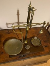 Avery vintage scales