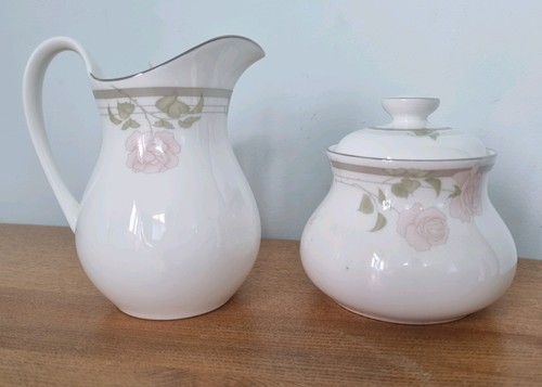 Royal doulton twilight rose - doulton,