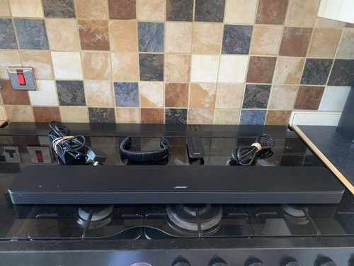 Bose soundbar 500 - 500, with