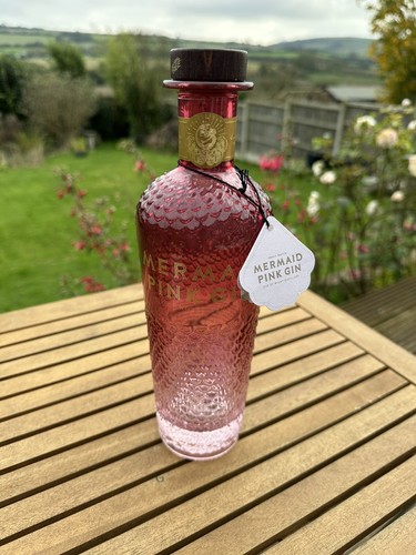 Mermaid gin distillery - 💕mermaid,