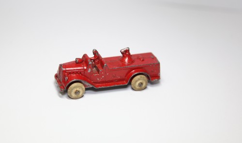 Tootsietoy fire truck - tootsietoy, good
