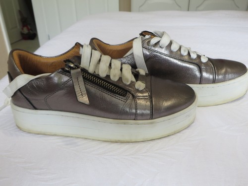 Moda pelle silver trainers - moda,