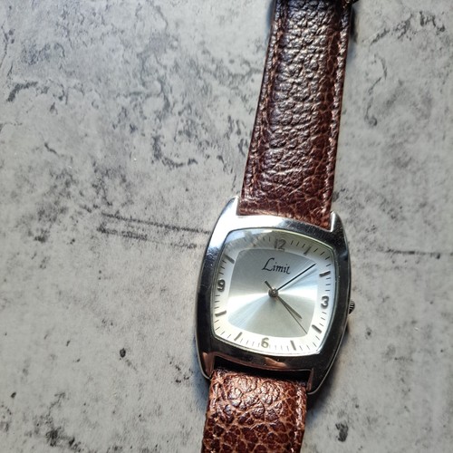 Limit square gents new - limit,