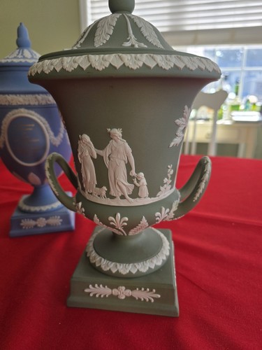 Wedgwood green sage jasperware - wedgwood,