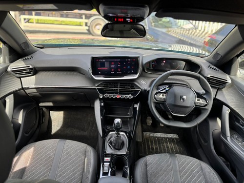 Peugeot 2008 airbag - peugeot,