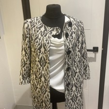 Coat Black Cream 3/4 Sleeves