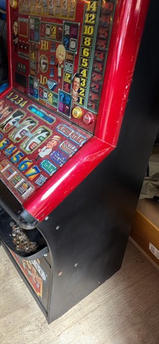 Coronation fruit machine - st,