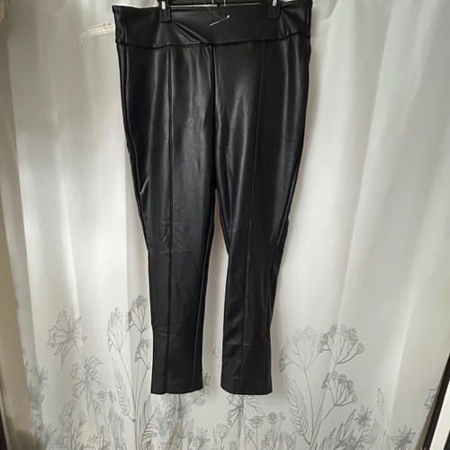 Black tape faux leather - black,