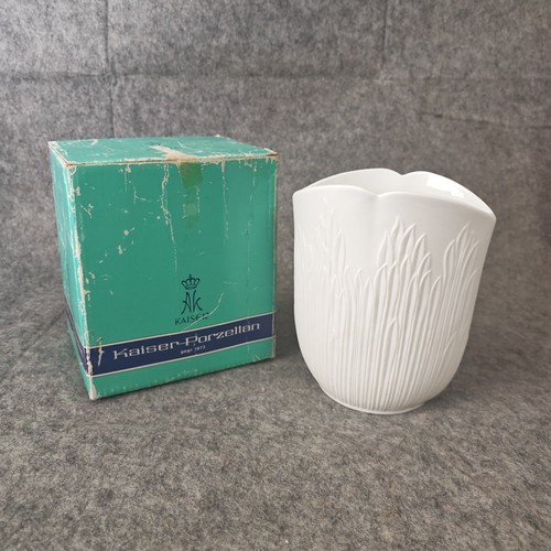 Kaiser bisque porcelain - ak,