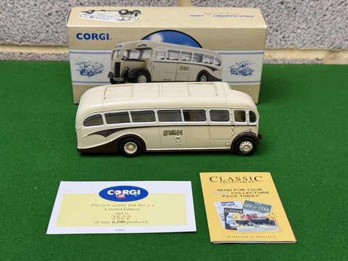 Corgi 97821 daimler cab - daimler, 1/2