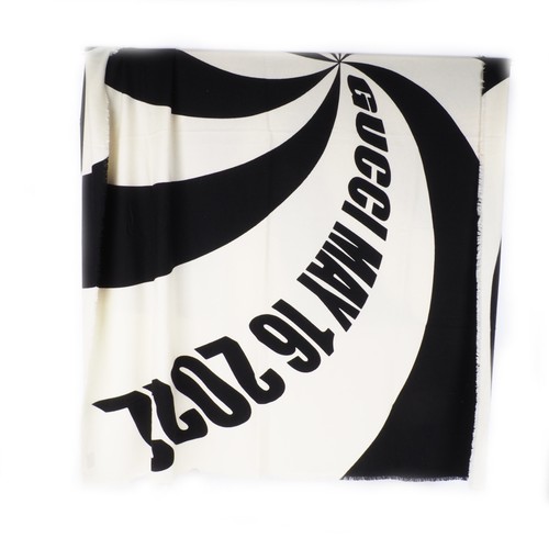 Gucci xxl plaid blanket - gucci,