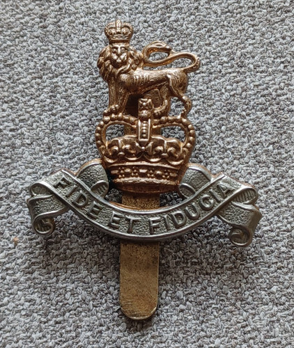 British army cap badge - british,