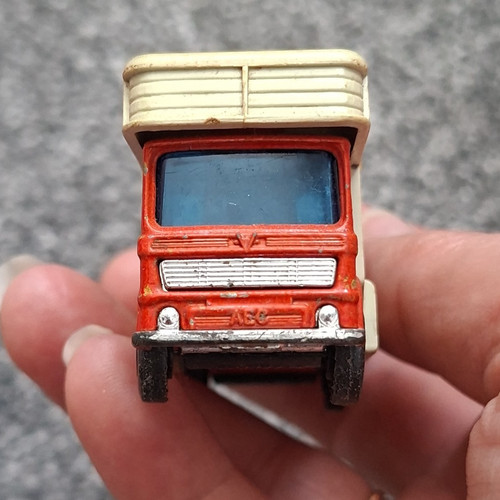 Matchbox series 17 horse - series,