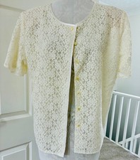 womens clothing size 18