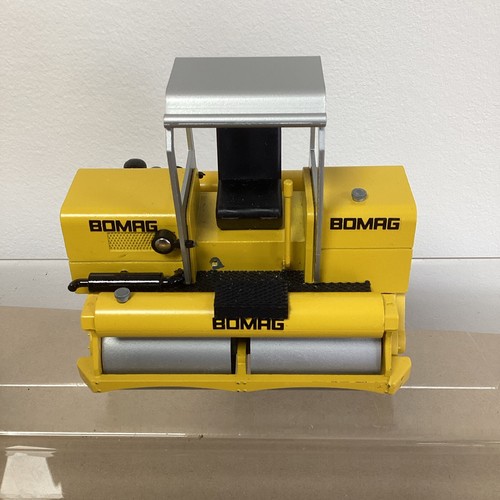 Conrad bomag bw200 compressor - bomag,