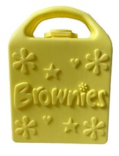 Brownies Carry Case Girl Guides Promise Yellow Heart Clip Box Hard Plastic 11"