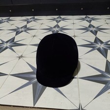 hores riding hat gatehouse  54