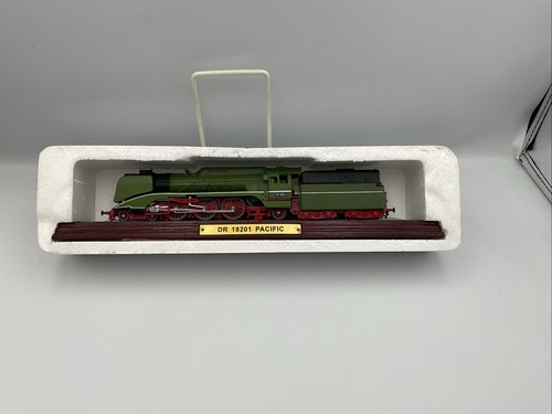 Atlas editions static model - static,