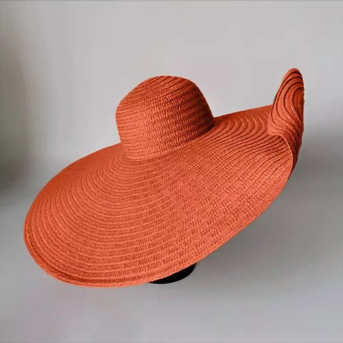 Oversized beach straw hat - straw,
