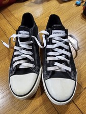 Converse Type Trainers By Avenue Size 10