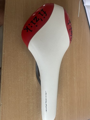 Fizik antares saddle with - r1,