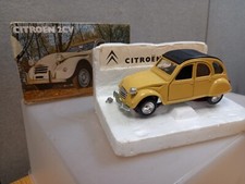 Polistil Citroen 2CV model