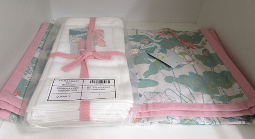 Laura ashley waterlilies - ,