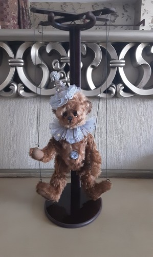 Charlie bears curtain - bears,
