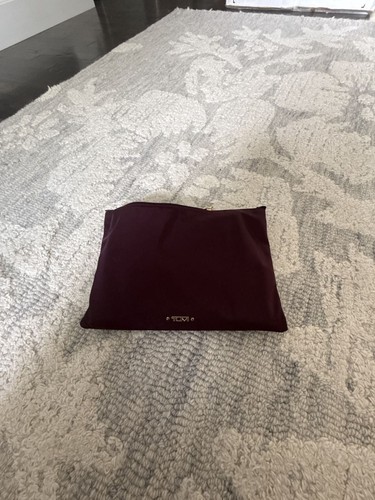 Tumi just case tote plum - case,