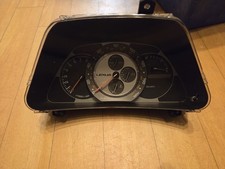 1998-2005 Lexus IS200 dash
