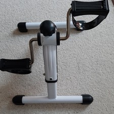 Mini Portable Pedal Exercise Bike -Arm Leg Foot Resistance Cycle Pedal Exerciser