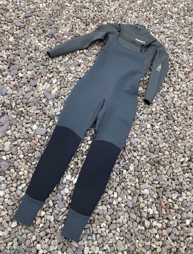 Adult medium wetsuit 2mm - adult,