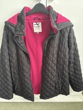 Ladies Black Hooded Quilt
