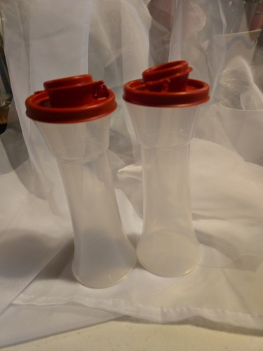 Tupperware hourglass salt - tupperware, 6"