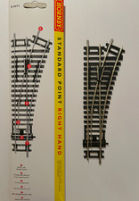 Hornby R8073 Right Hand Standard Point (Original Boxes)
