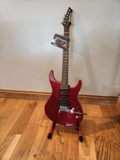 electric guitars used