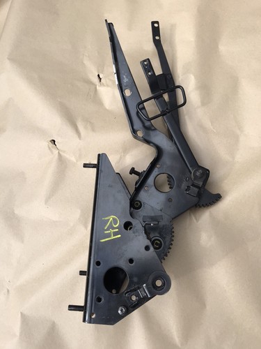 Saab 900 hood roof hinge - 900,