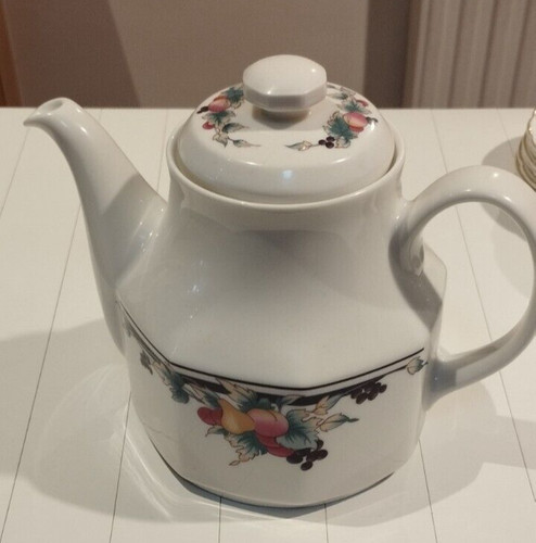 Royal doulton fine china - royal,