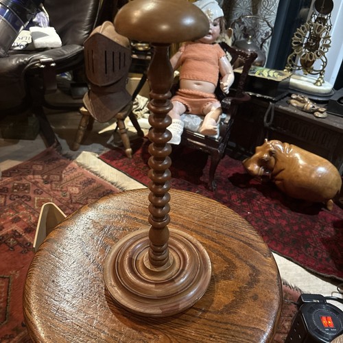 Antique bobbin wooden - hat, wig