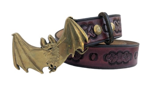 Vintage baron buckle bat belt - bat,
