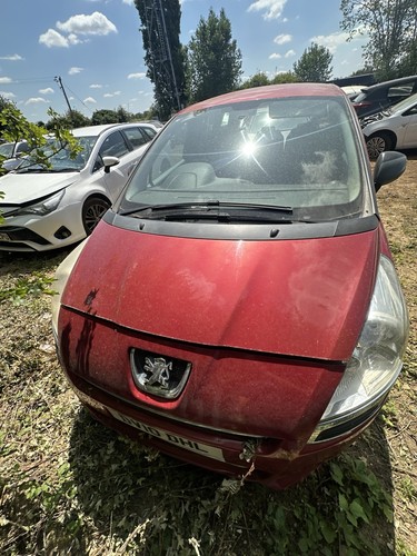 Peugeot 5008 2010 bonnet - 5008, in