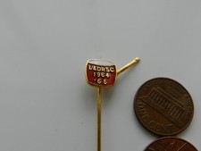 A VINTAGE RUGBY STICK PIN BADGE, LLANELLI & DISTRICT RUGBY SUPPORTER'S CLUB.